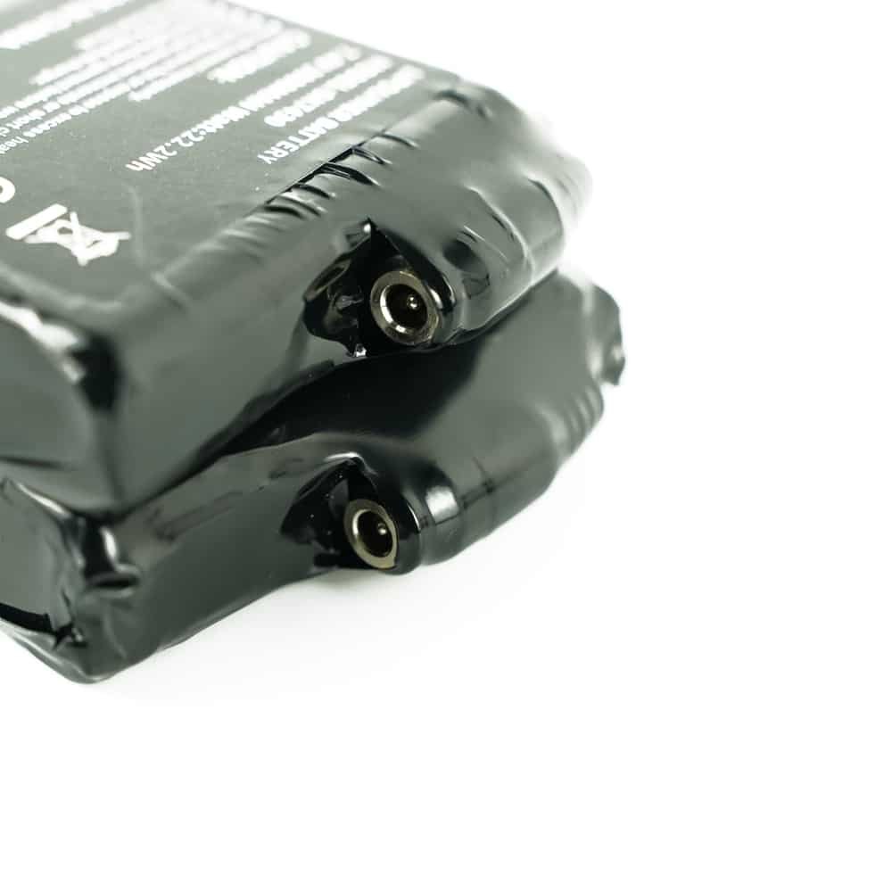 Infographic listing factors: Battery Capacity, Heat Setting, Outdoor Temperature, Wind, Insulation, and Battery Age.