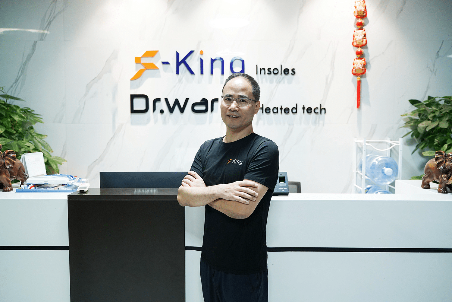 Allen Liao, smart heating product development expert with over 22 years of experience at Dr. Warm
