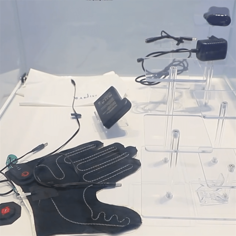 heated wearable electronics components including PCBA controller battery and heating elements used in heated gloves and heated apparel manufacturing